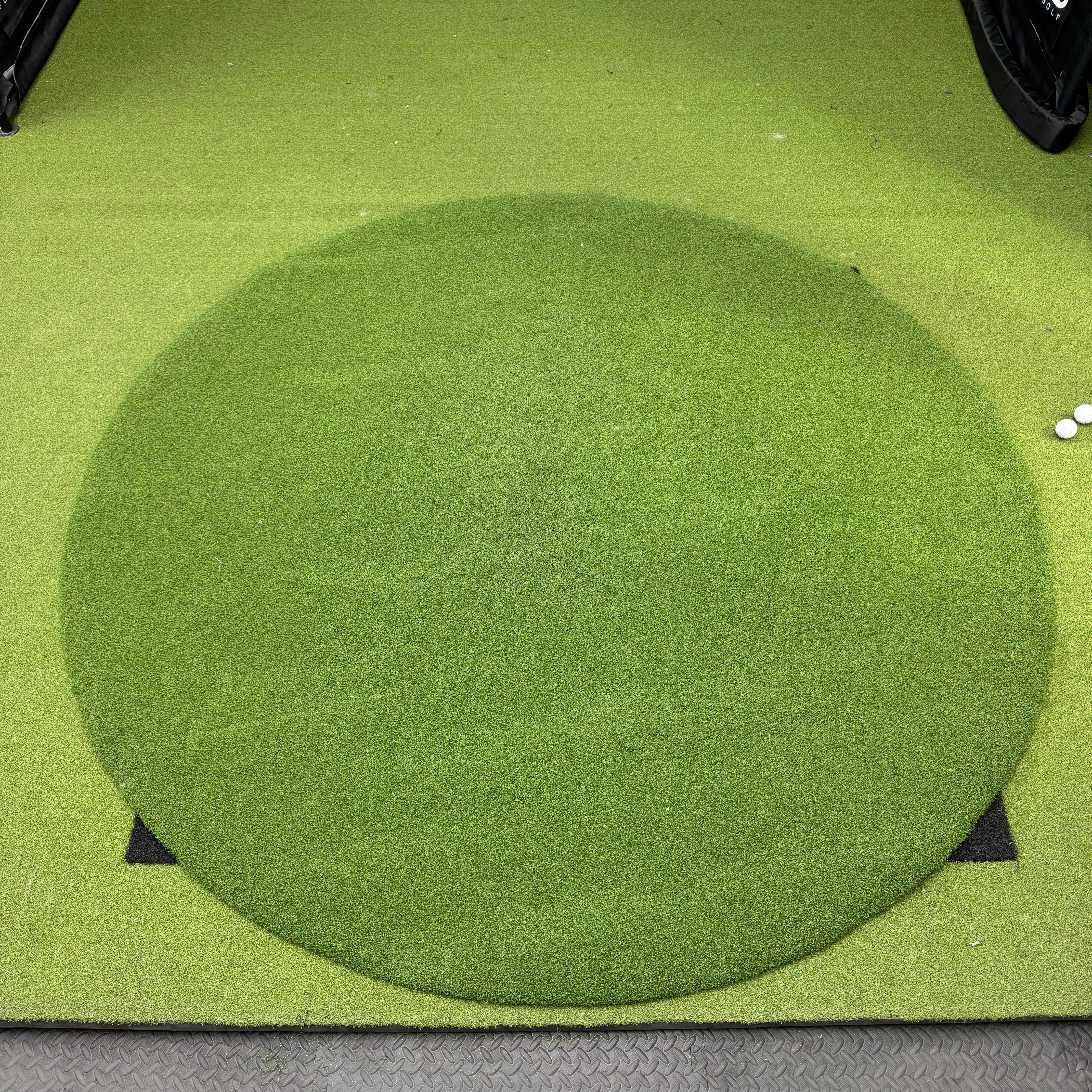 2m Round Premium Tee Turf Mat