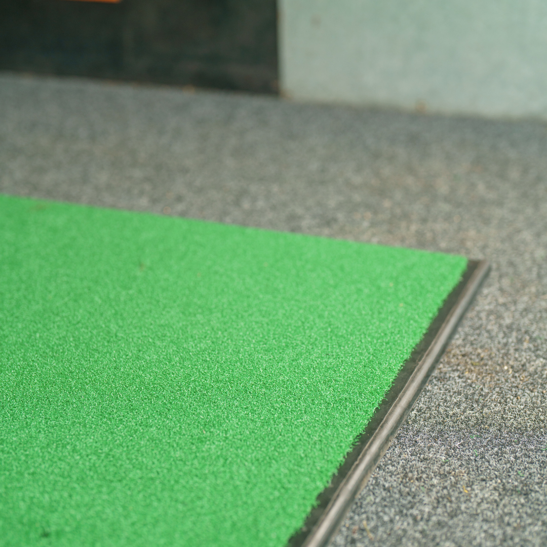 Essential Golf Mat 150cm x 150cm