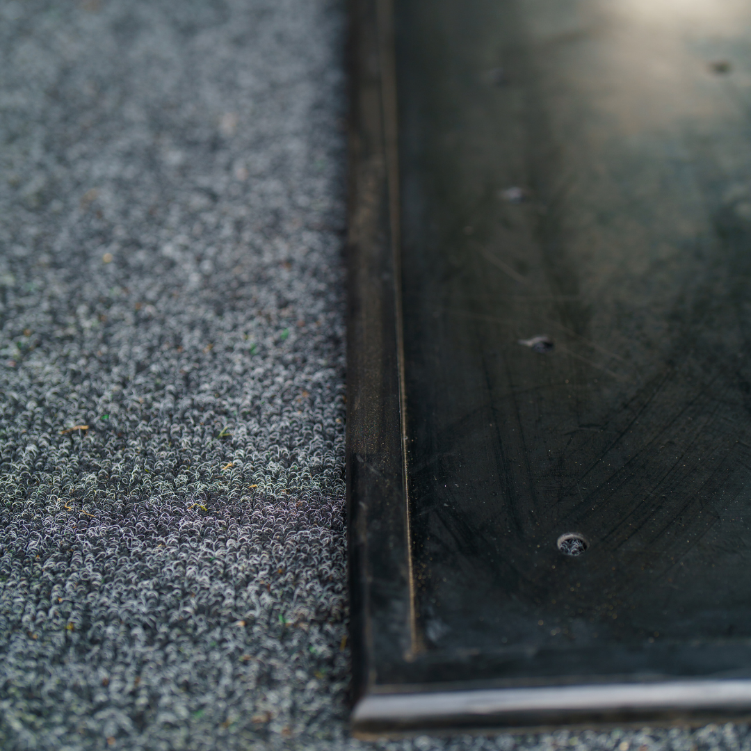 Rubber Base Tray 150cm x 150cm