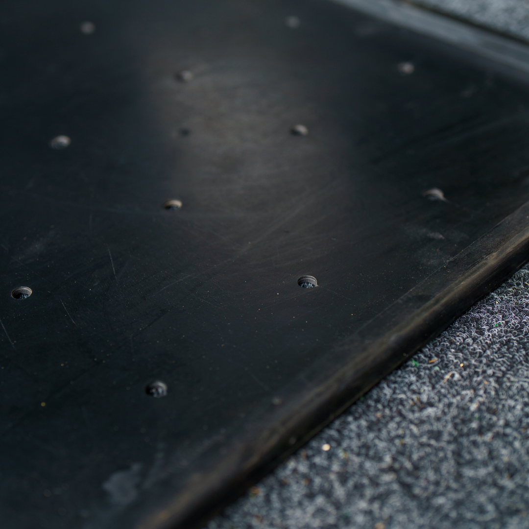 Rubber Base Tray 150cm x 150cm